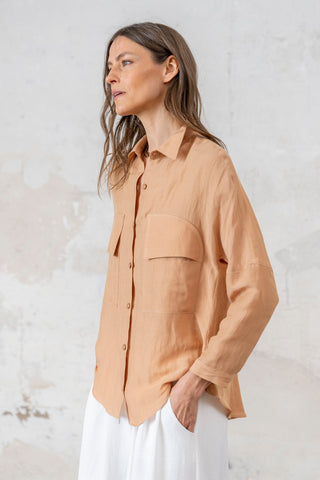 CAMISA LARGA TAPETAS TOSTADO
