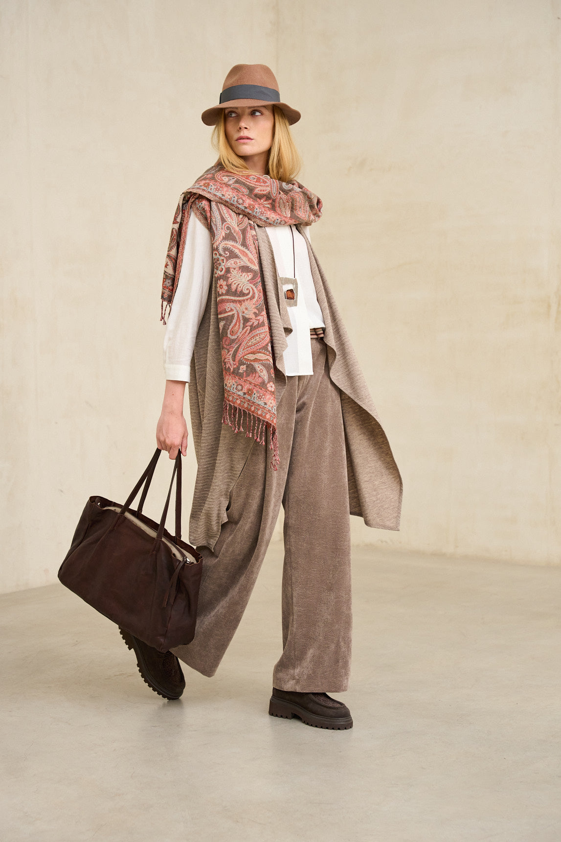Imagen de la colección LOOK 80 - OI26 de Rivera
