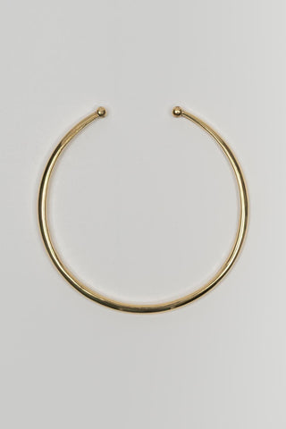 Collar Névora latón