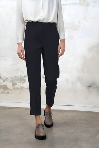 PANTALON ESTRECHO NEGRO