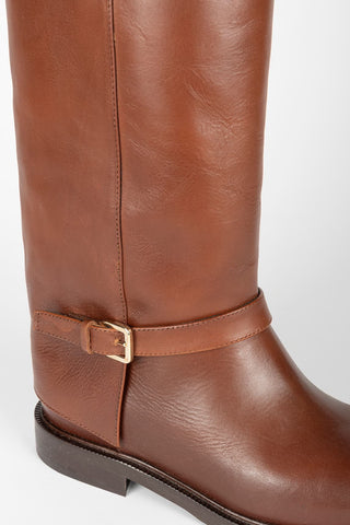 BOTAS MARRONES