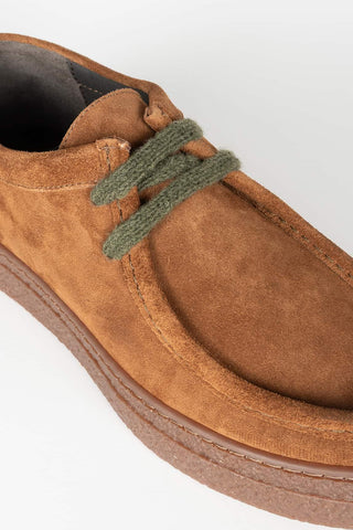 Zapato Wallabee camel