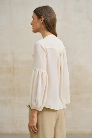 Blusa Liora cru