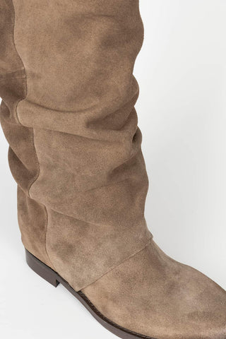 Bota Gloria ante topo