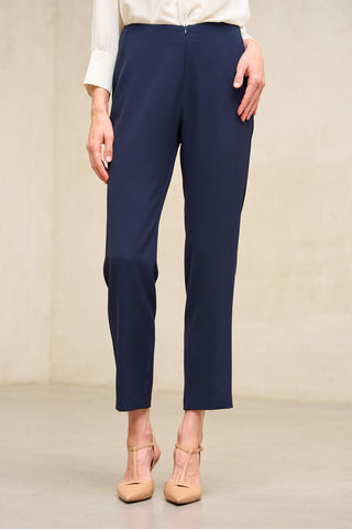Pantalón Cunde con sobrefalda azul marino
