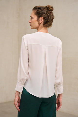 Érne off-white blouse