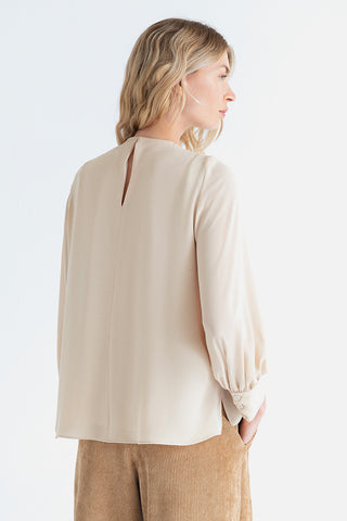 CUERPO FRUNCE CUELLO BEIGE