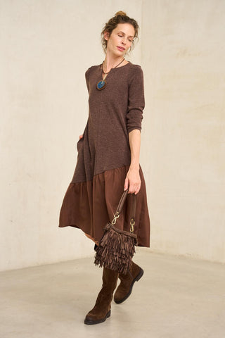 Vestido Esmuria castanho