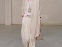 LOOK 126
